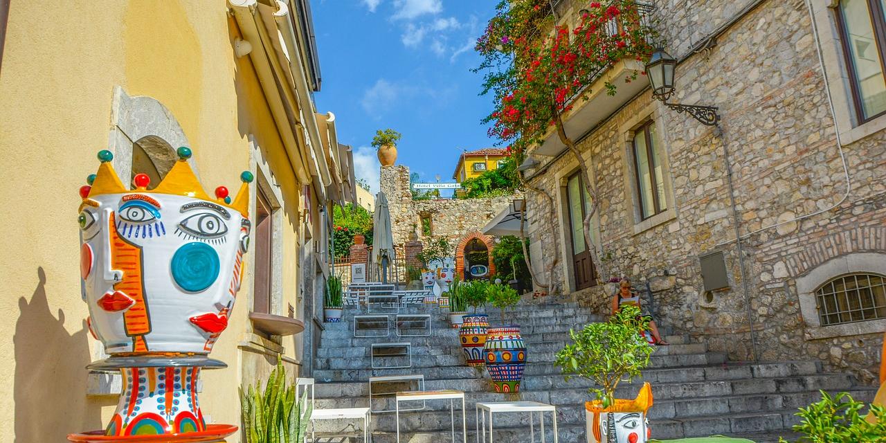 Taormina Center Tour